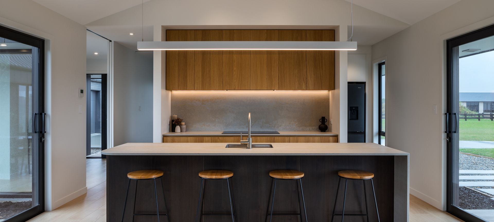 Newform Studio - Natural Oak Veneers