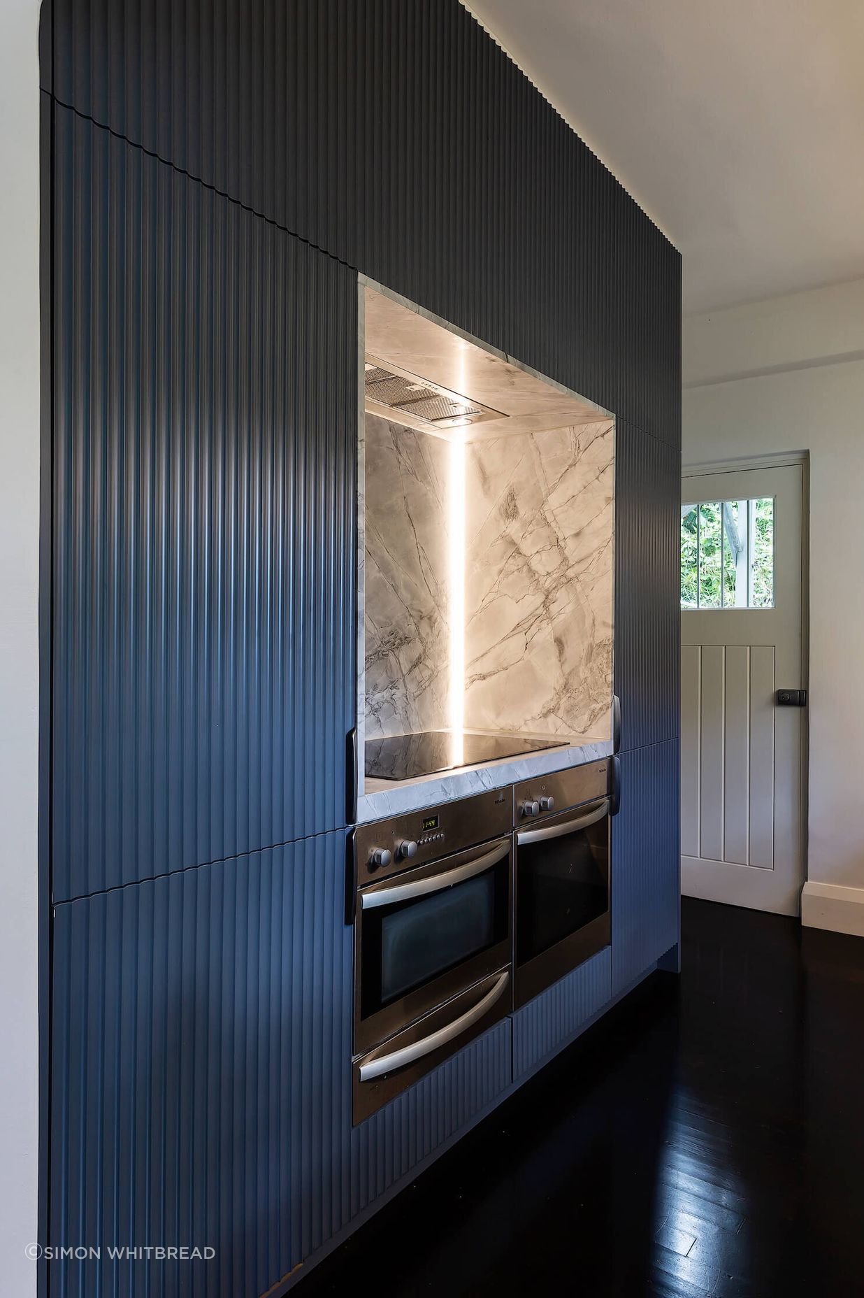 Potts-Point-Apartment03.jpg