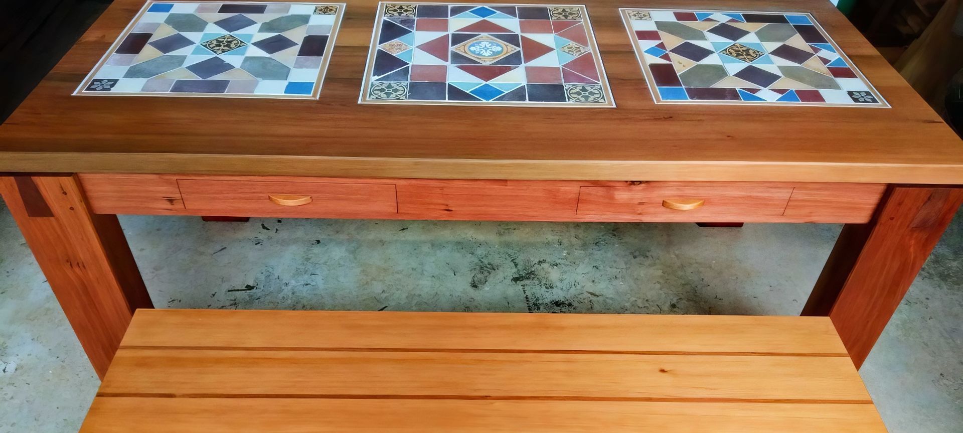 Totara & Kauri Dining Table & Bench Seat banner