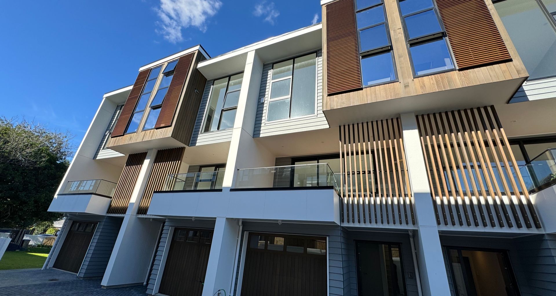 Tawera Residence banner