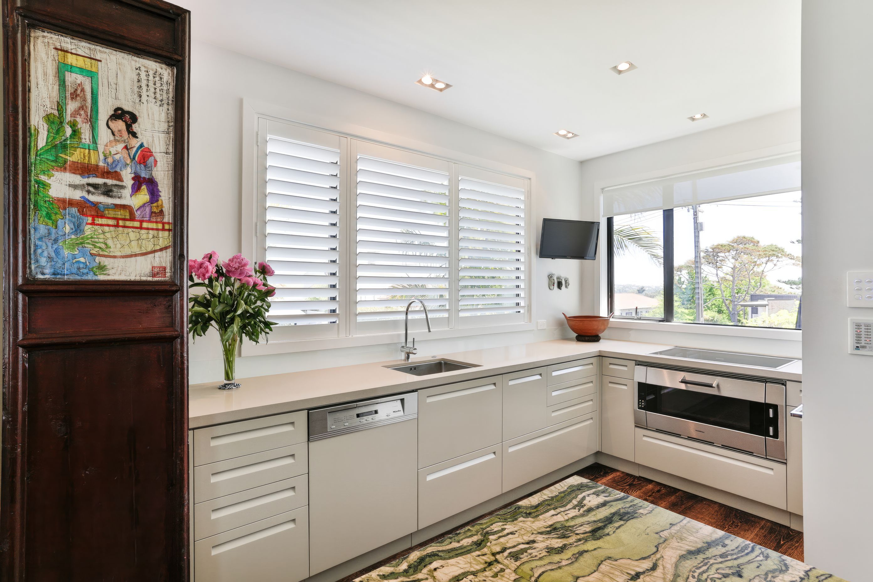 up9St-Marys-Bay-villa-kitchen-design-Jennie-Dunlop-Dunlop-Design-fix-standard-scale-150x.jpg