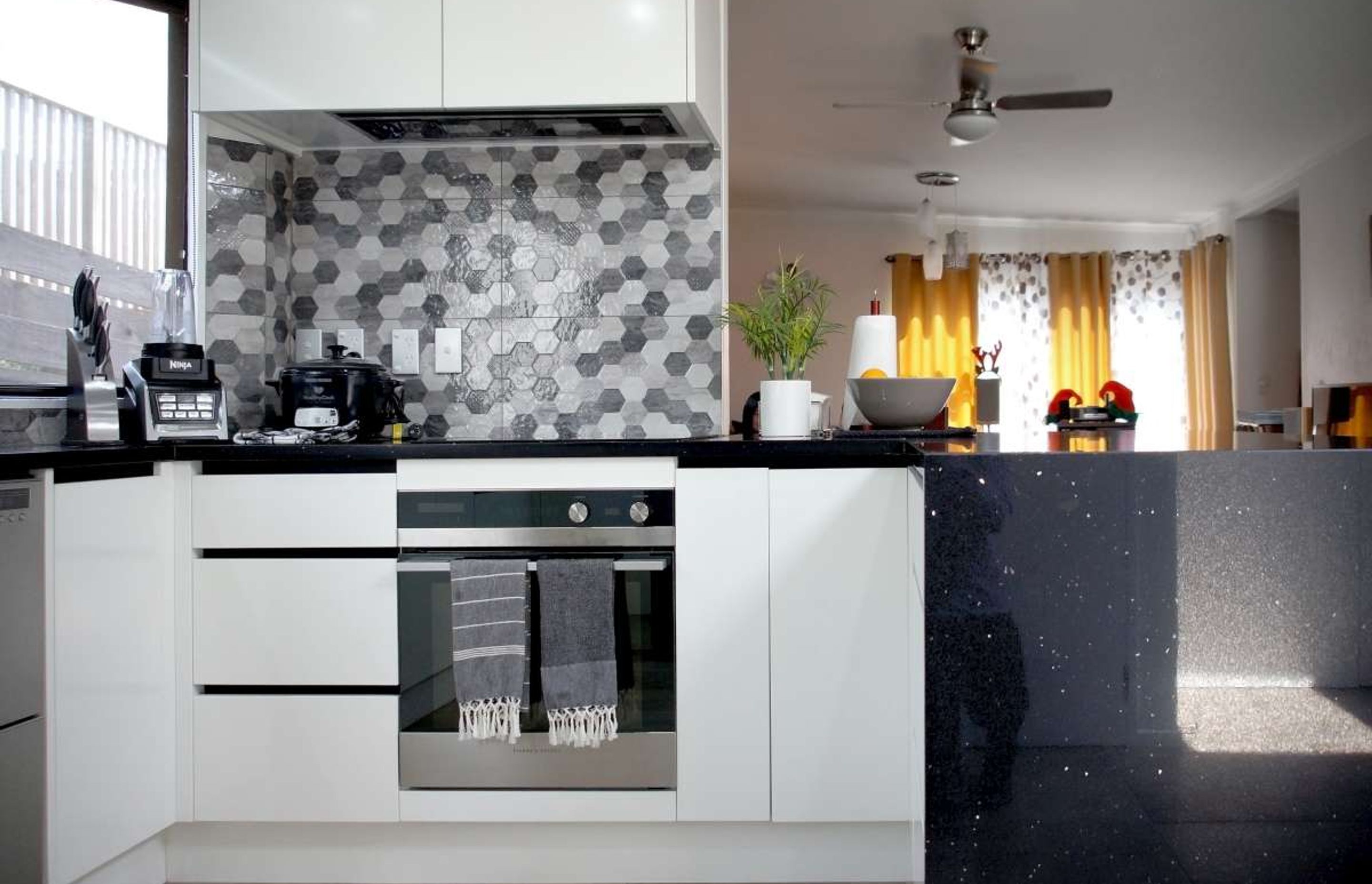 Retro Style Black and White Kitchen