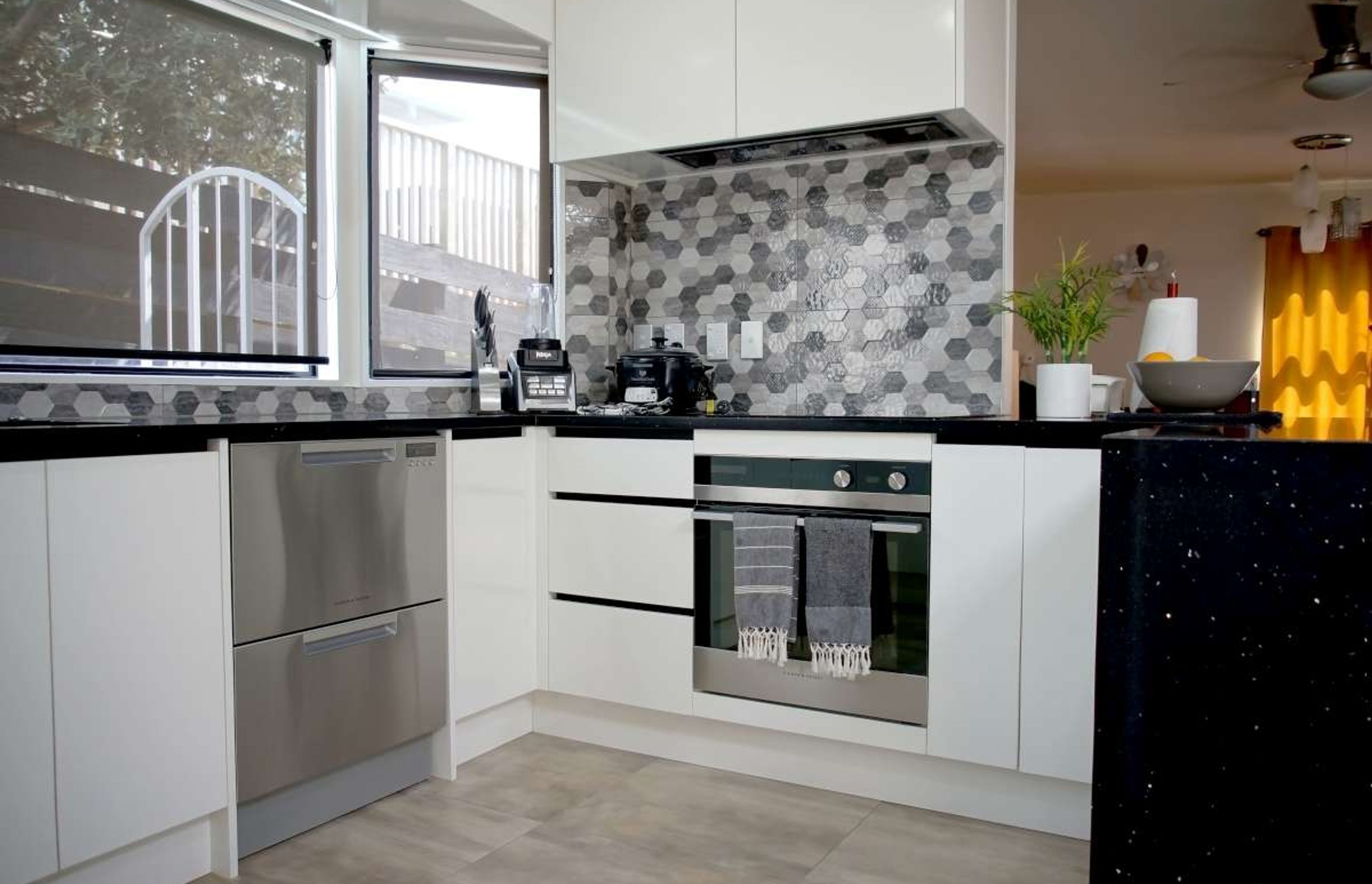 Retro Style Black and White Kitchen