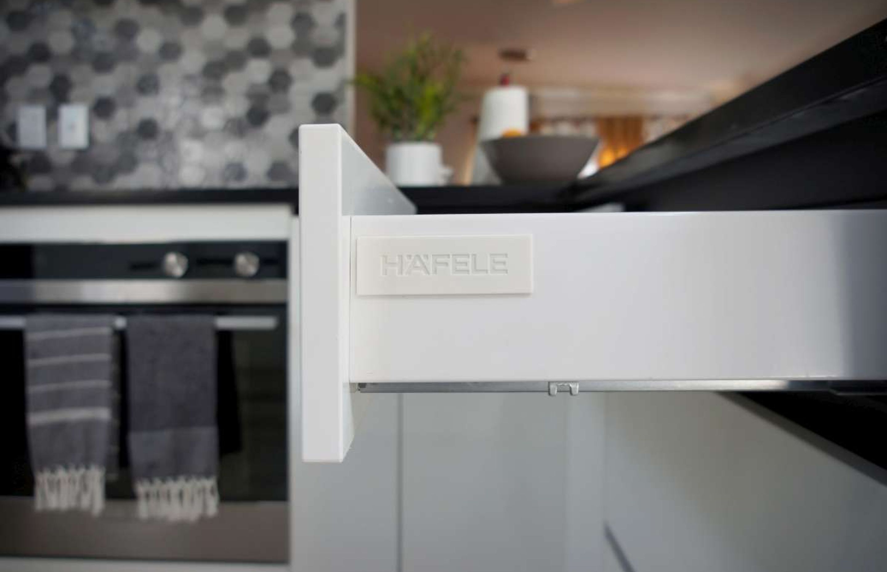 Retro Style Black and White Kitchen