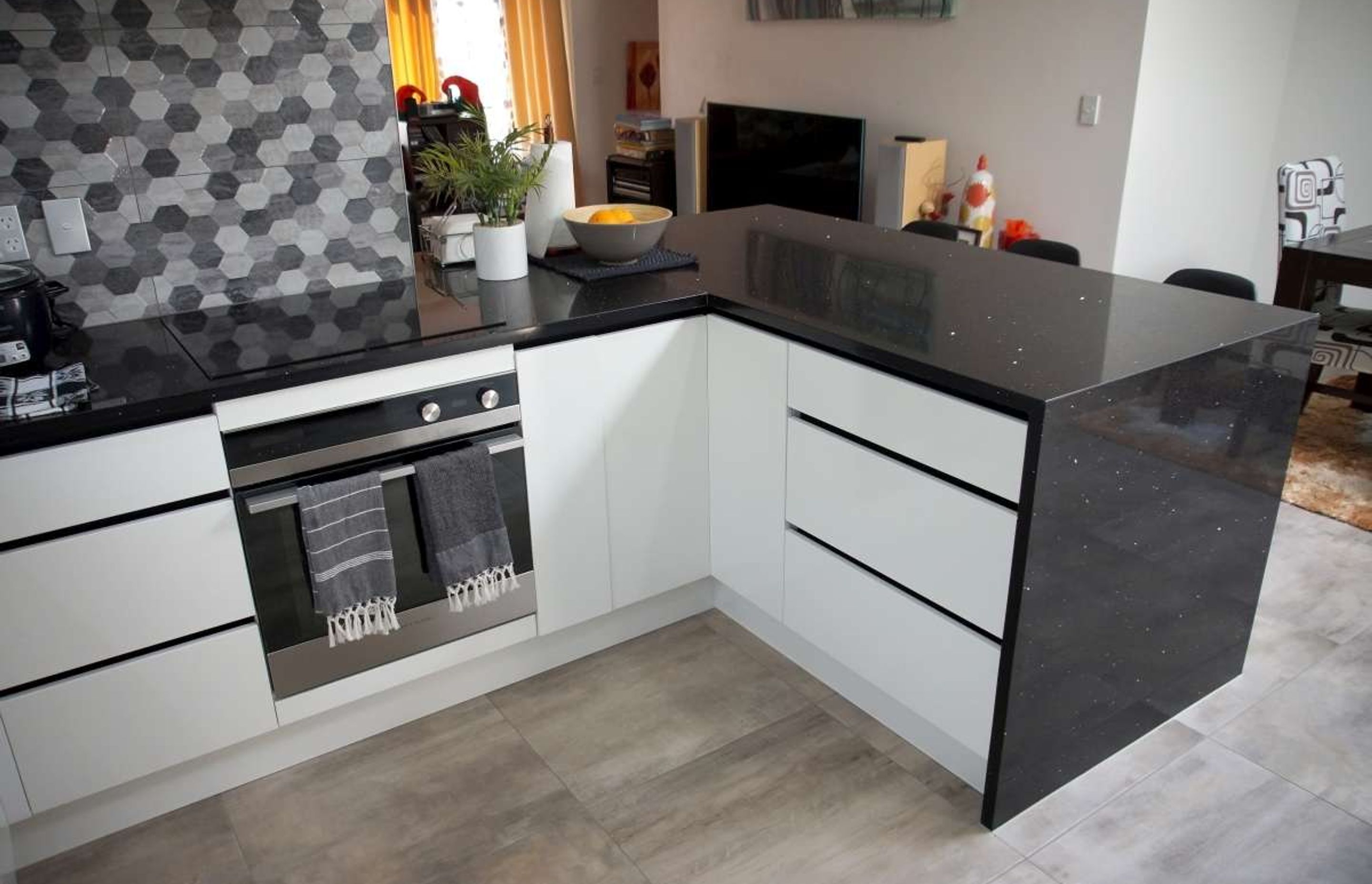 Retro Style Black and White Kitchen