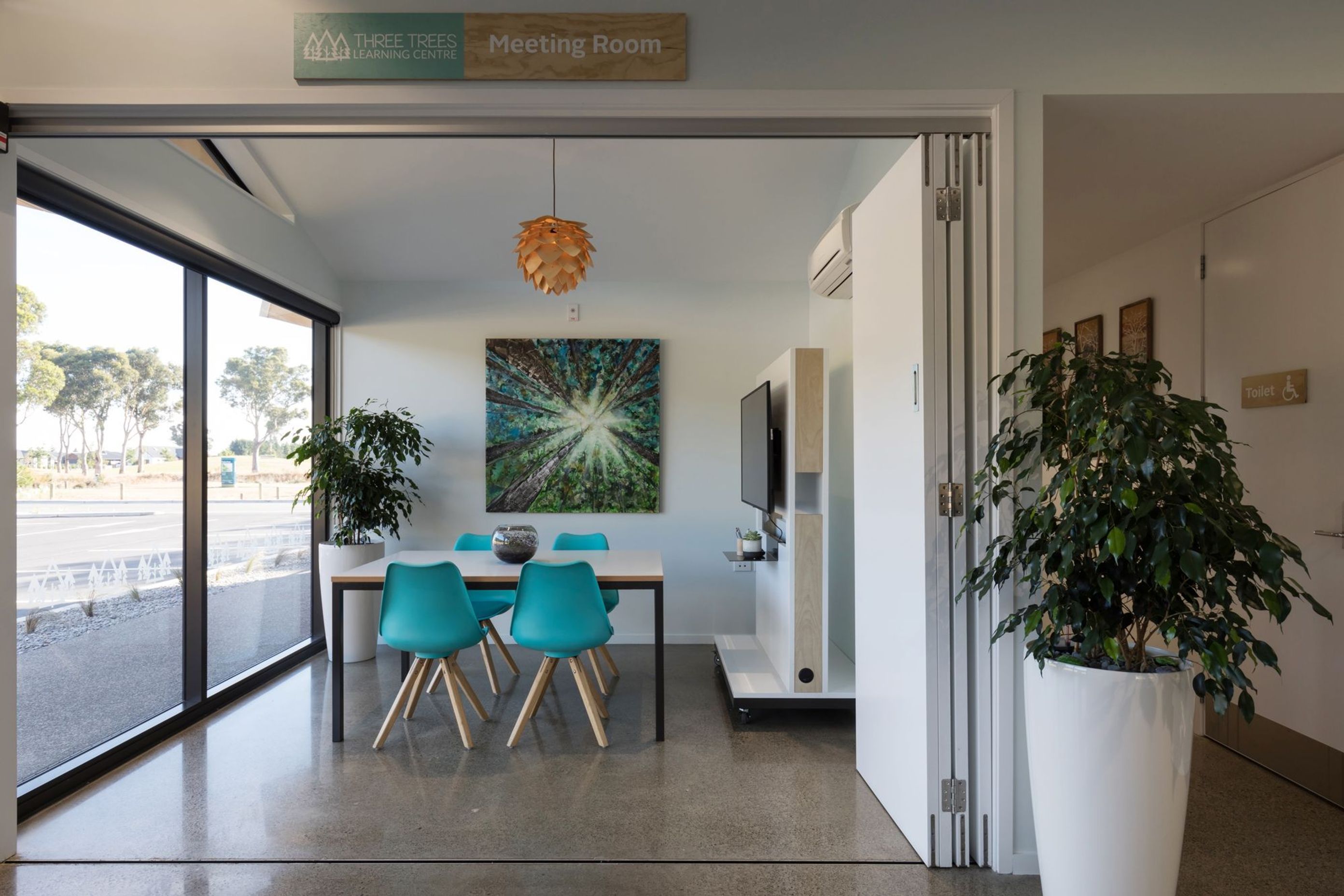 Three Trees Learning Centre, Rollerston