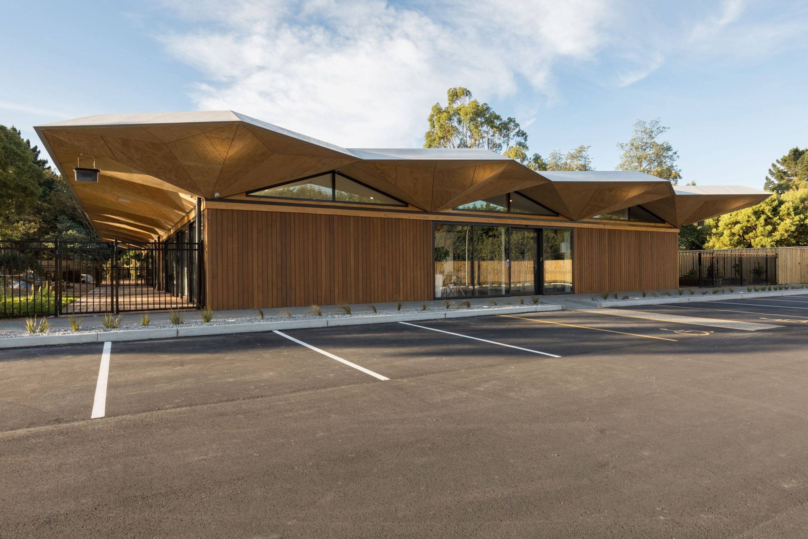 Three Trees Learning Centre, Rollerston