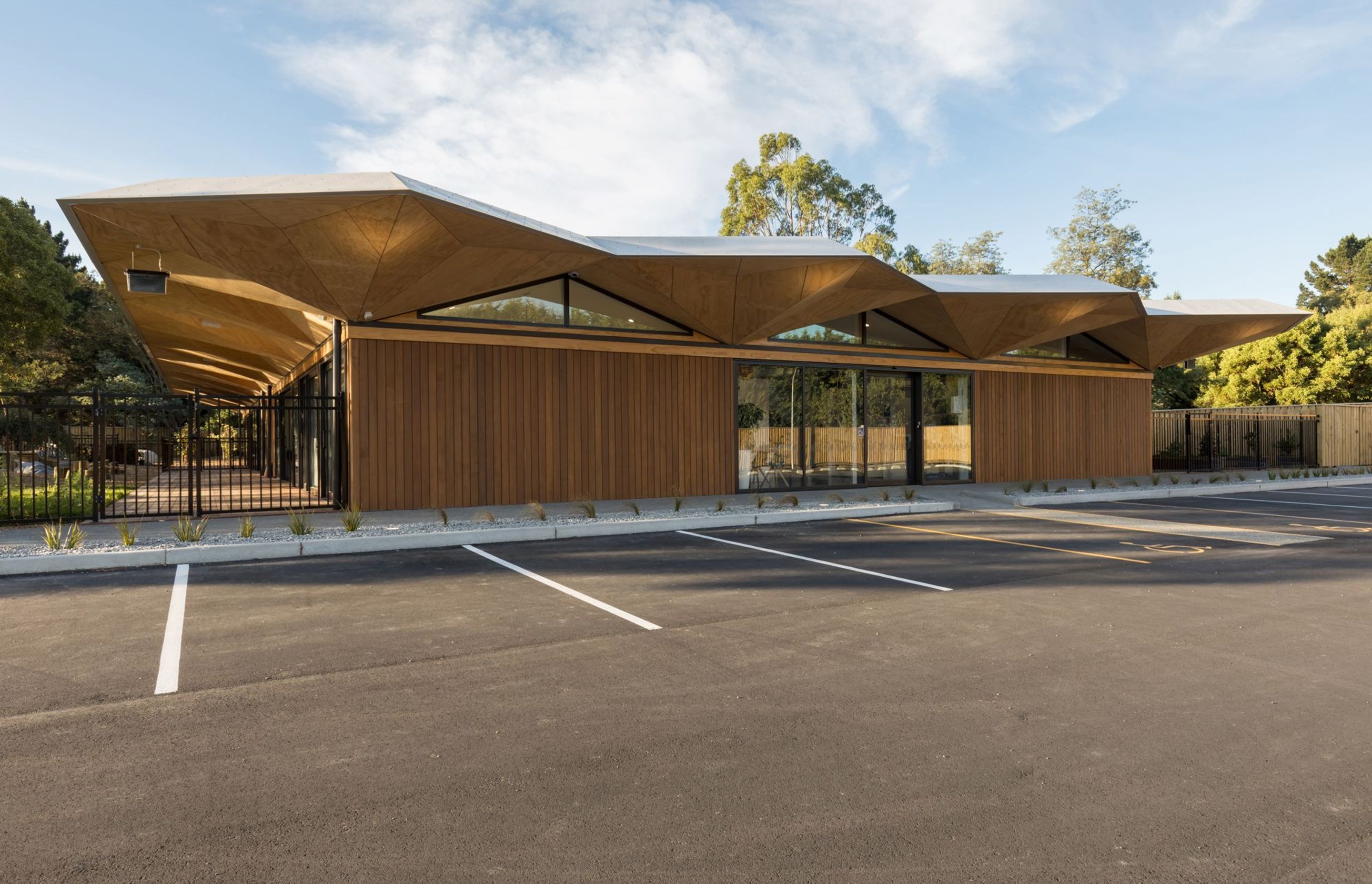 Three Trees Learning Centre, Rollerston