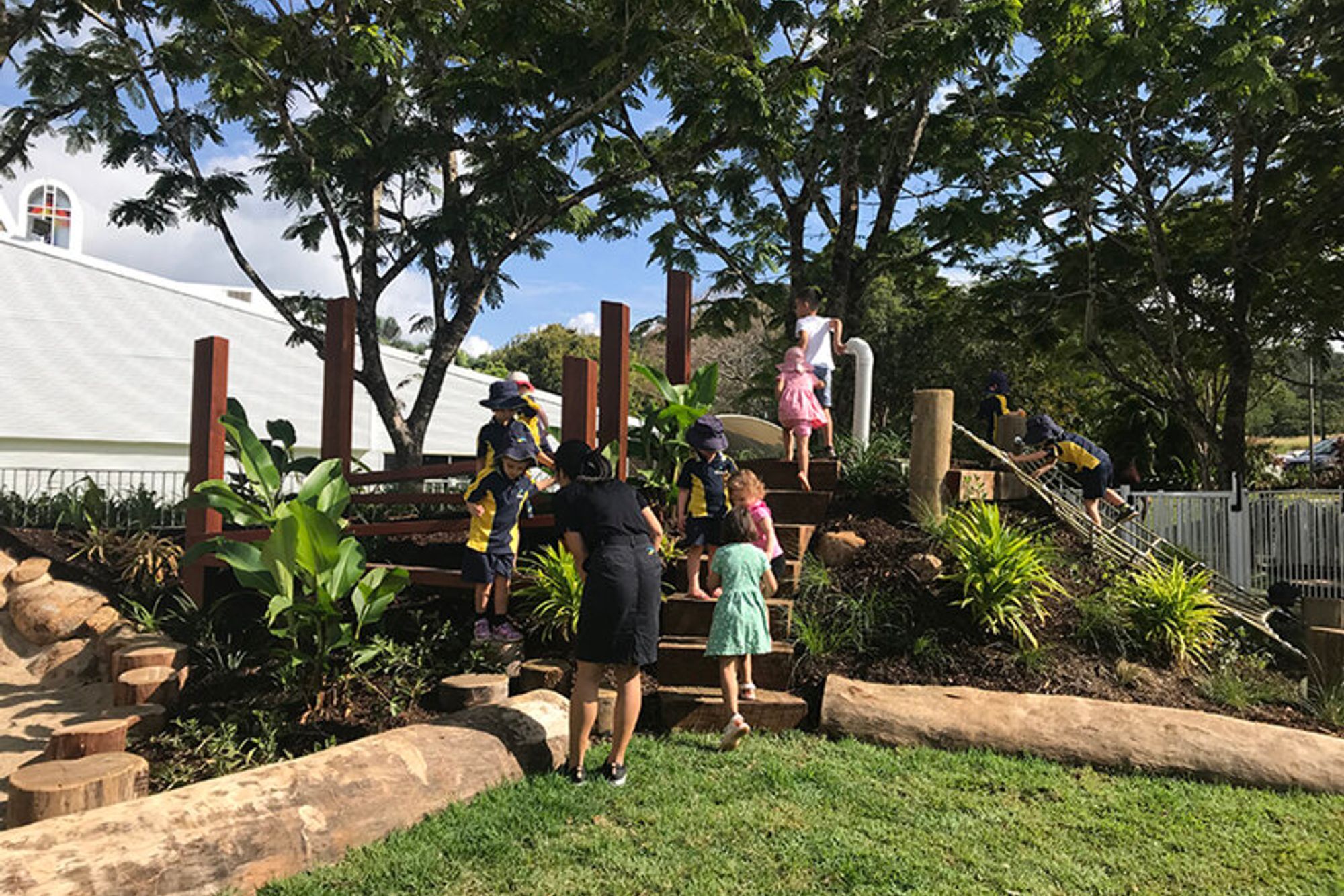 Freshwater Christian College Learning Outdoor Nature Play