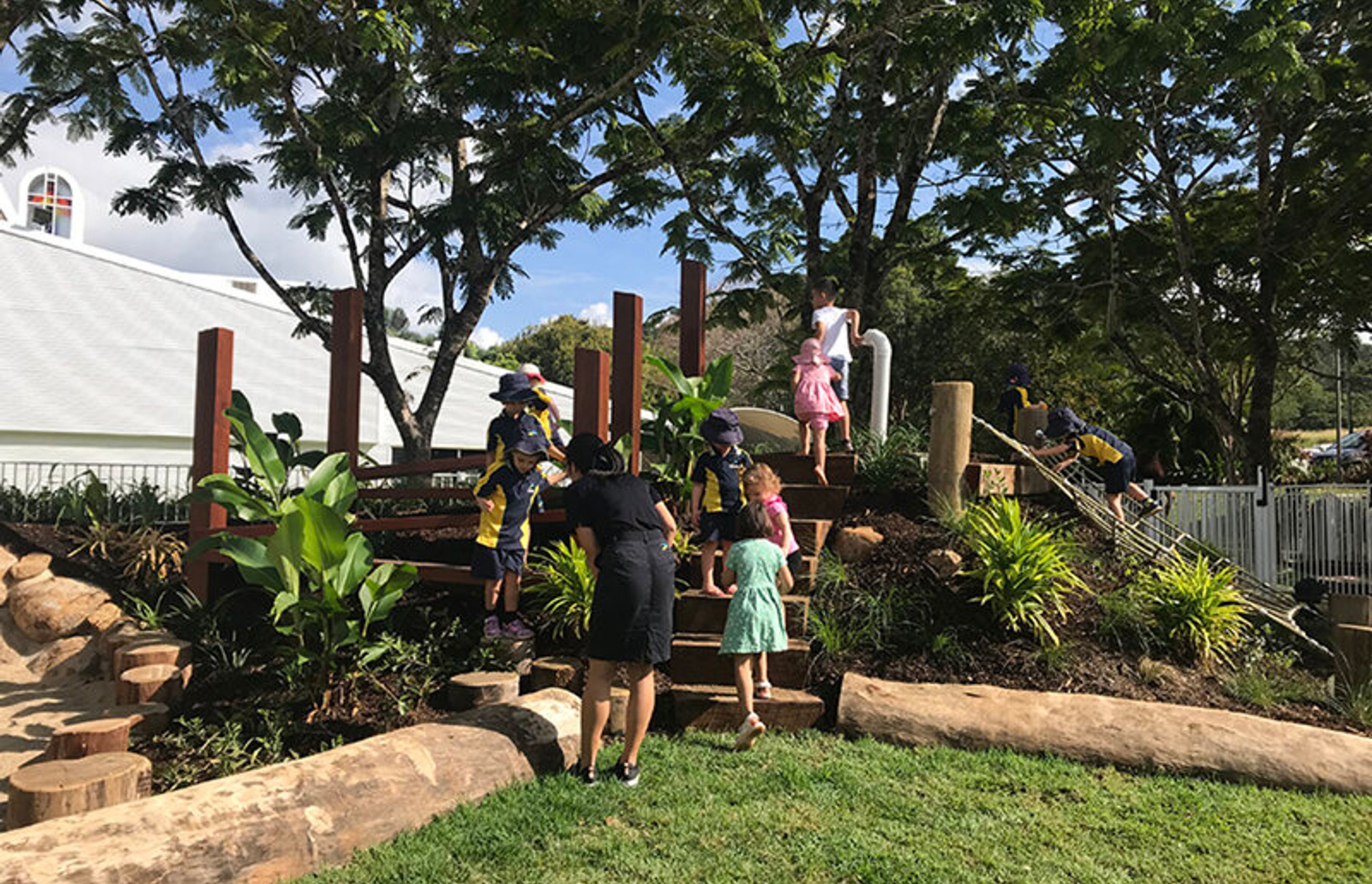 Freshwater Christian College Learning Outdoor Nature Play