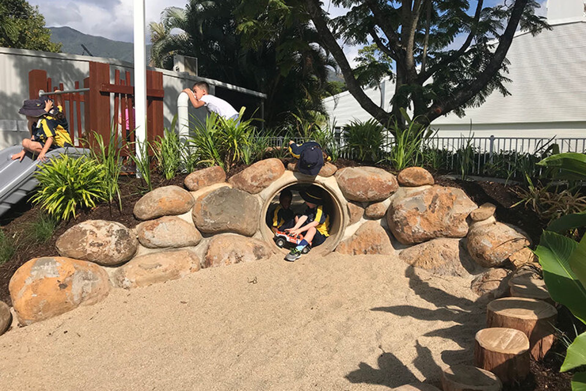 Freshwater Christian College Learning Outdoor Nature Play