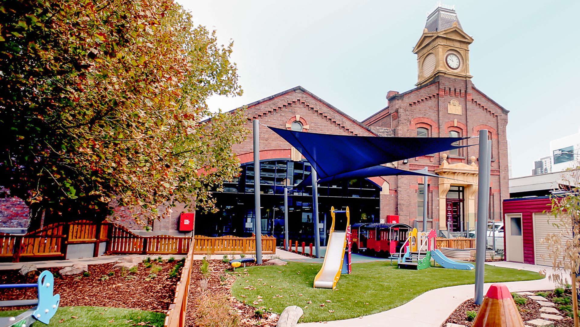 Docklands Childcare banner