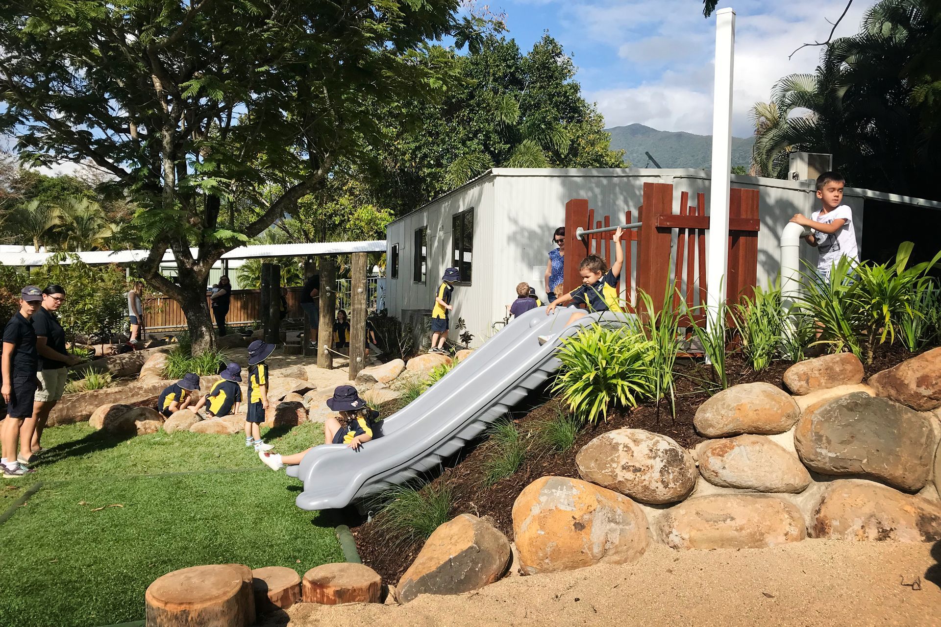 Freshwater Christian College Learning Outdoor Nature Play