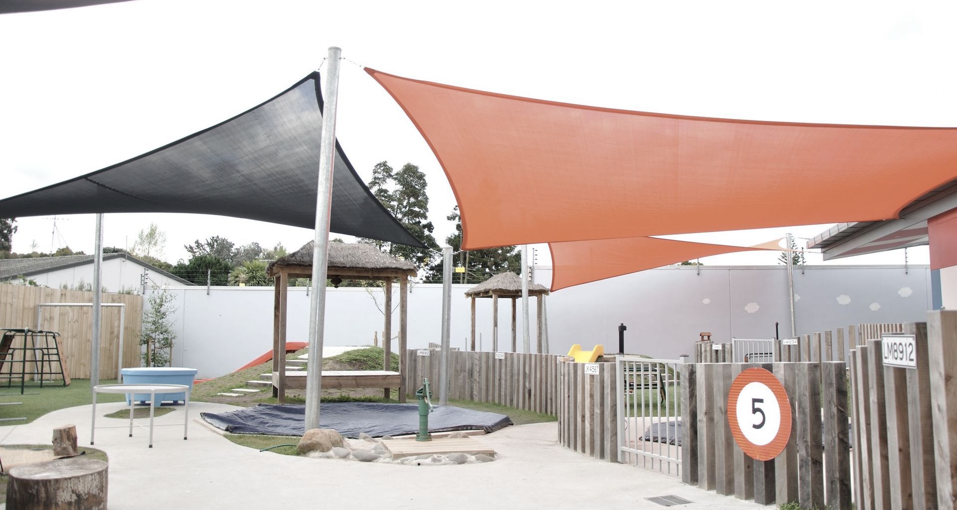 Hummingbirds Child Care banner