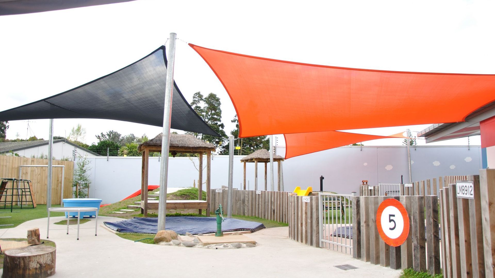 Hummingbirds Child Care banner