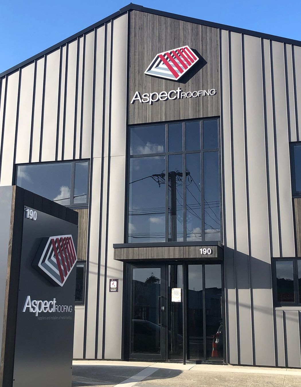 190 Marua Road - Standing Seam Roof and Cladding