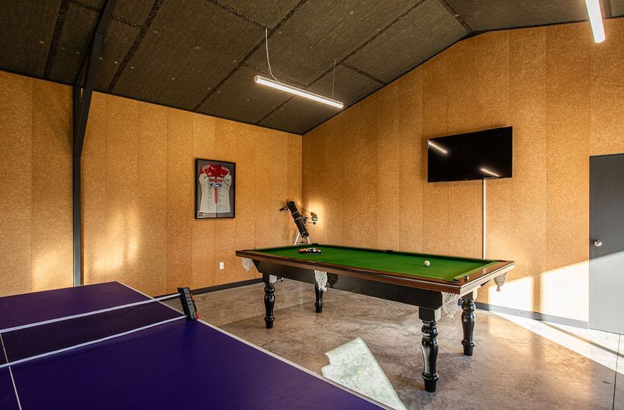 A perfect solution for lining steel framed sheds - Triboard TGV
