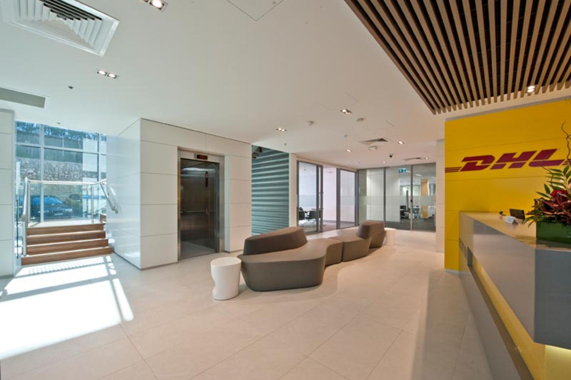 DHL GLOBAL FORWARDING