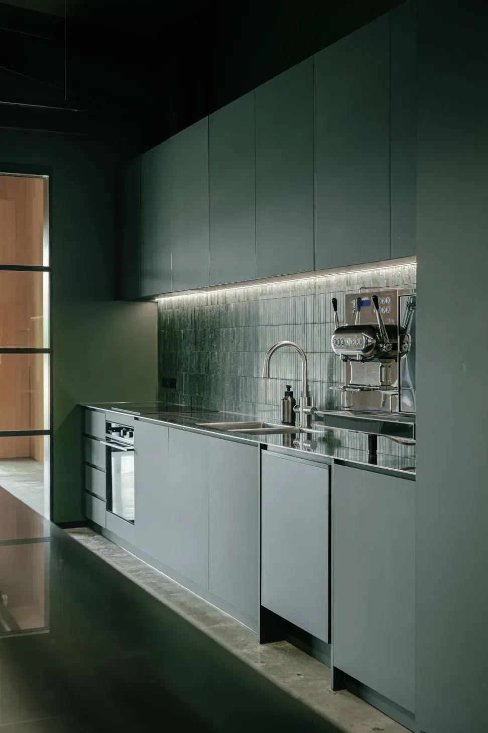 69b9b51080f82797bc5caf0fVidaSpace20HQ20Levin20-20Interior20Decorative20Finishes2096-p-2000.webp