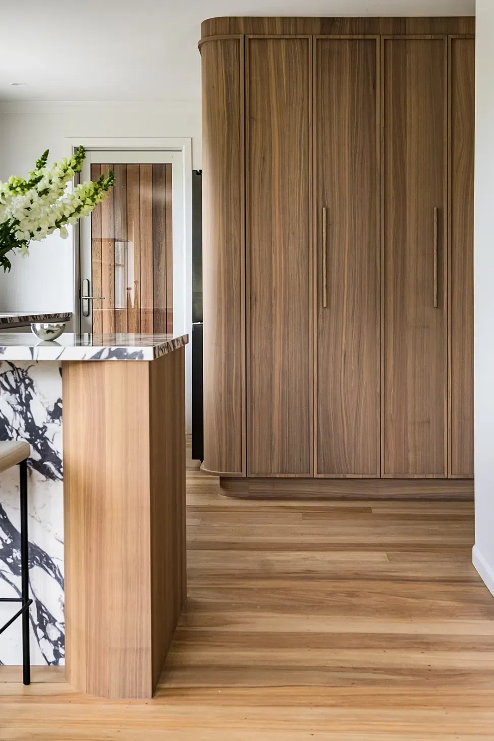 6a3e2af4536b828d65bfd12dSet20in20Stone20-20Frozen20Walnut20Shinnoki20Timber20Veneer20Joinery.webp