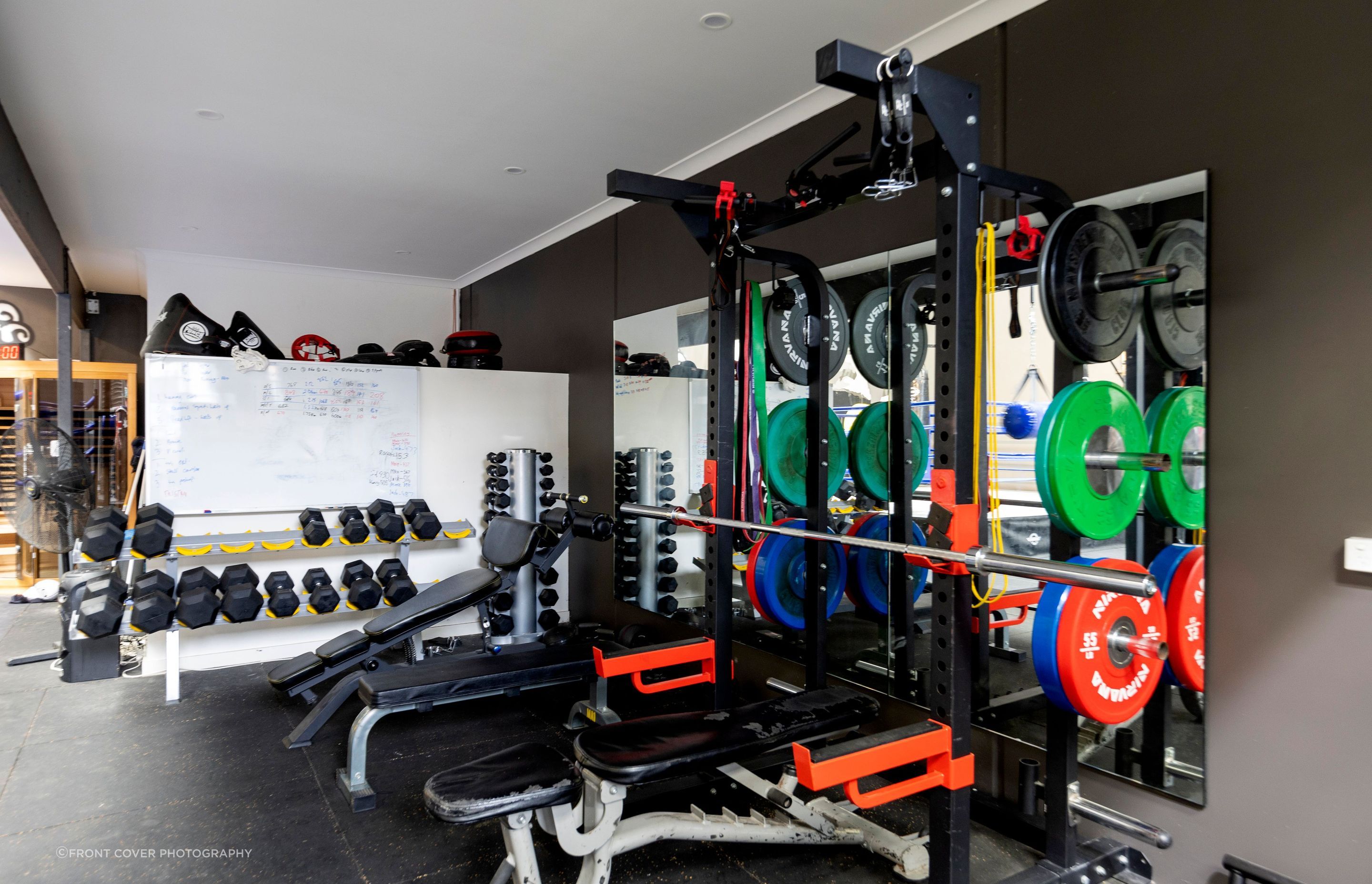 The perfect weights station in this Private Boxing Club