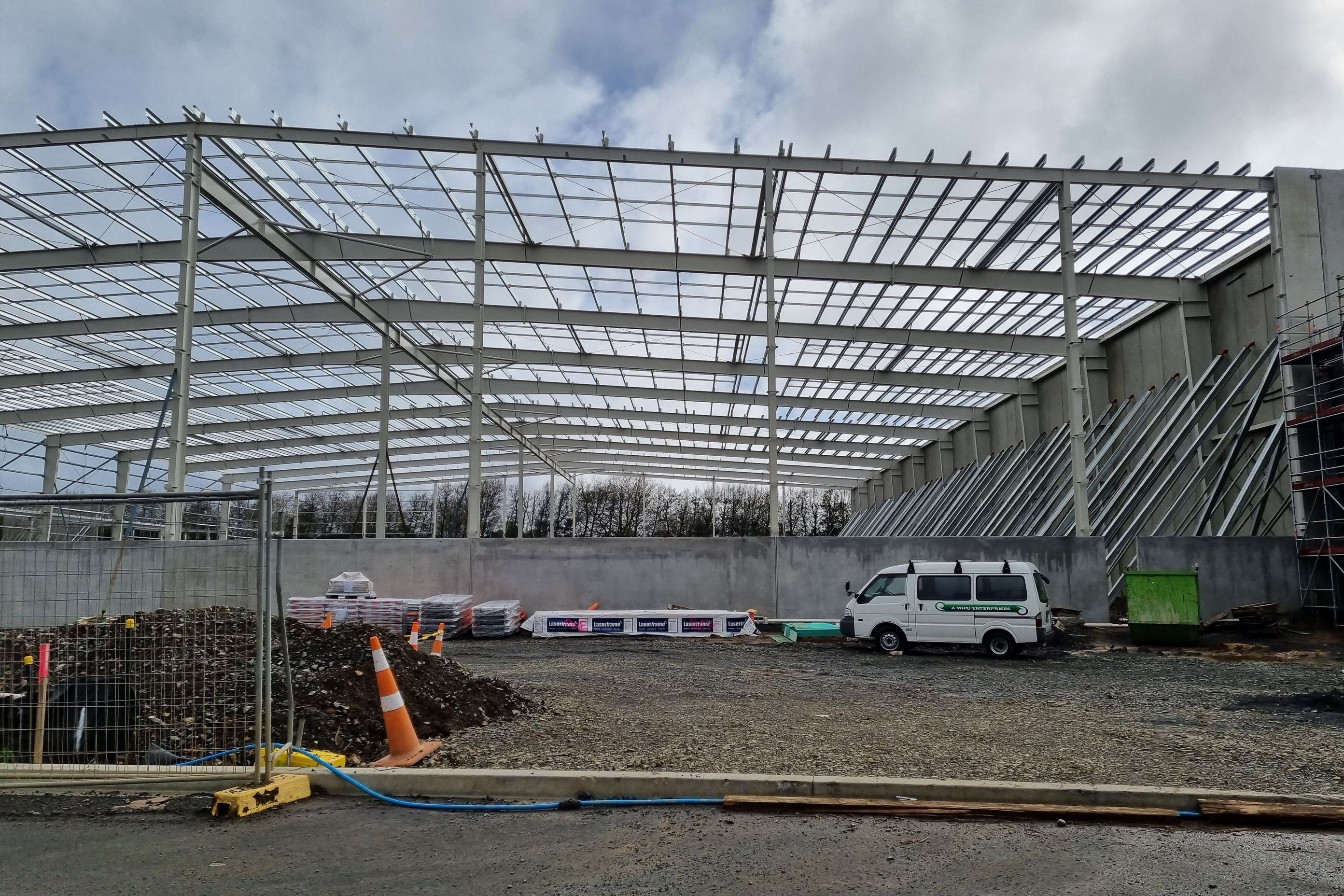 Industrial-Building-Pavilion-Dr-In-Construction-02.jpg