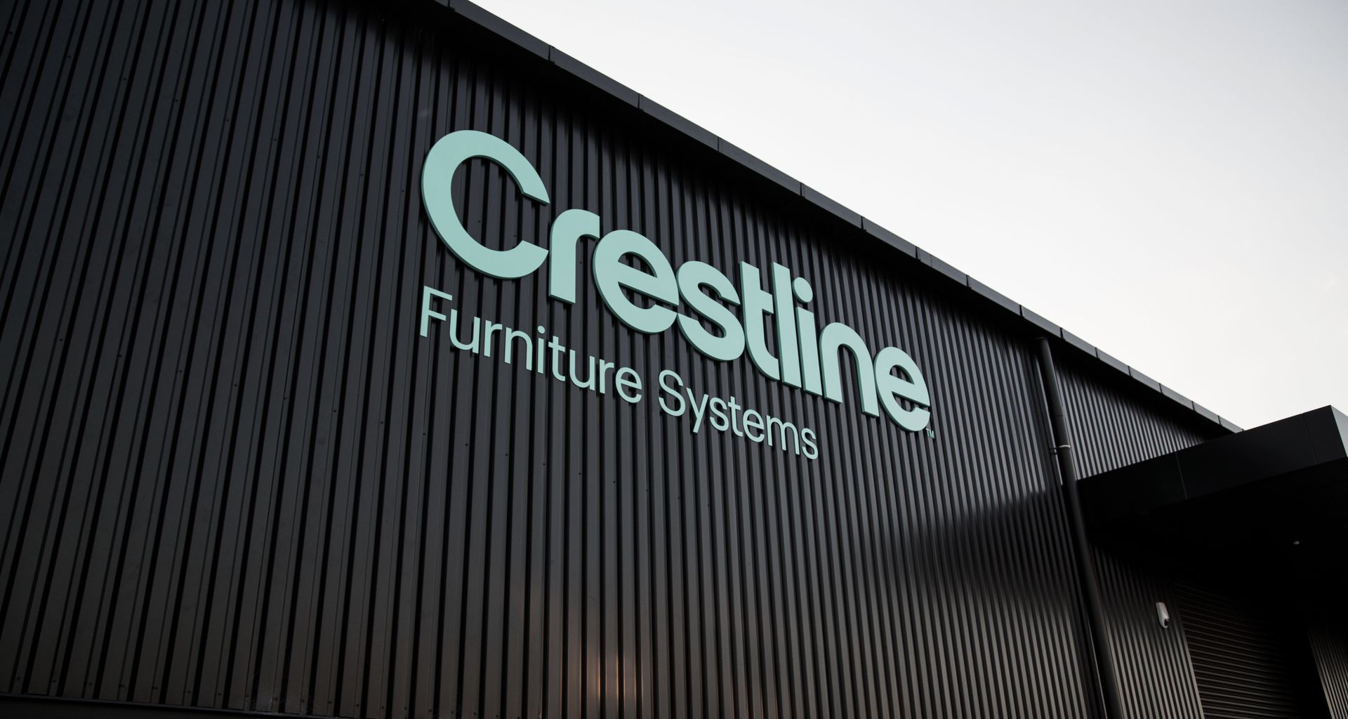 Crestline, Hamilton banner