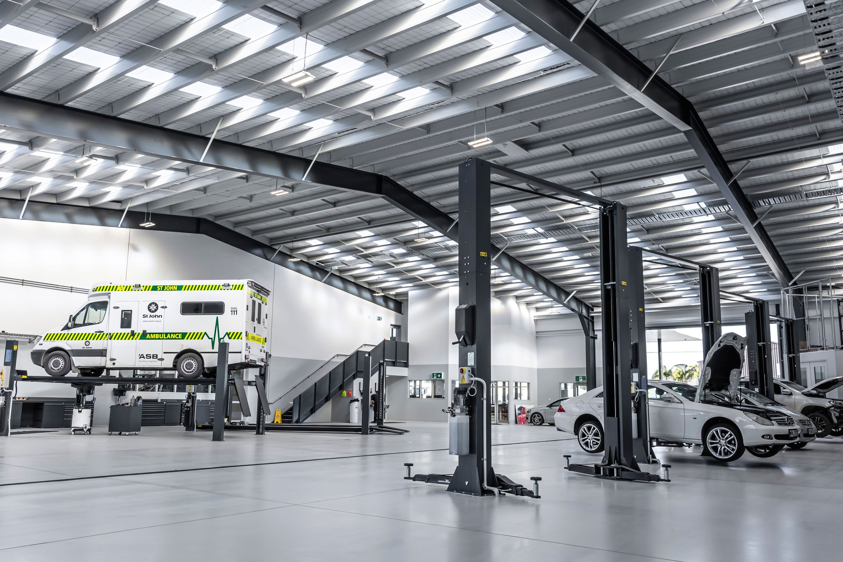 Truck Workshop &amp; Showroom - Whangarei