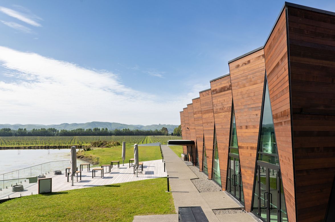 URLAR Winery - Gladstone