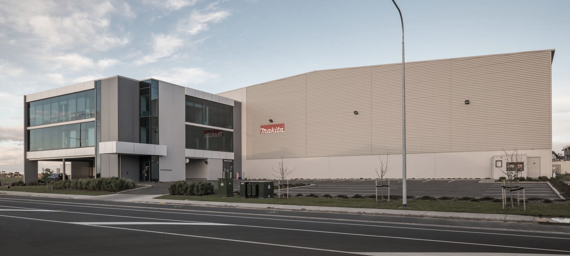 Makita Office & Warehouse banner