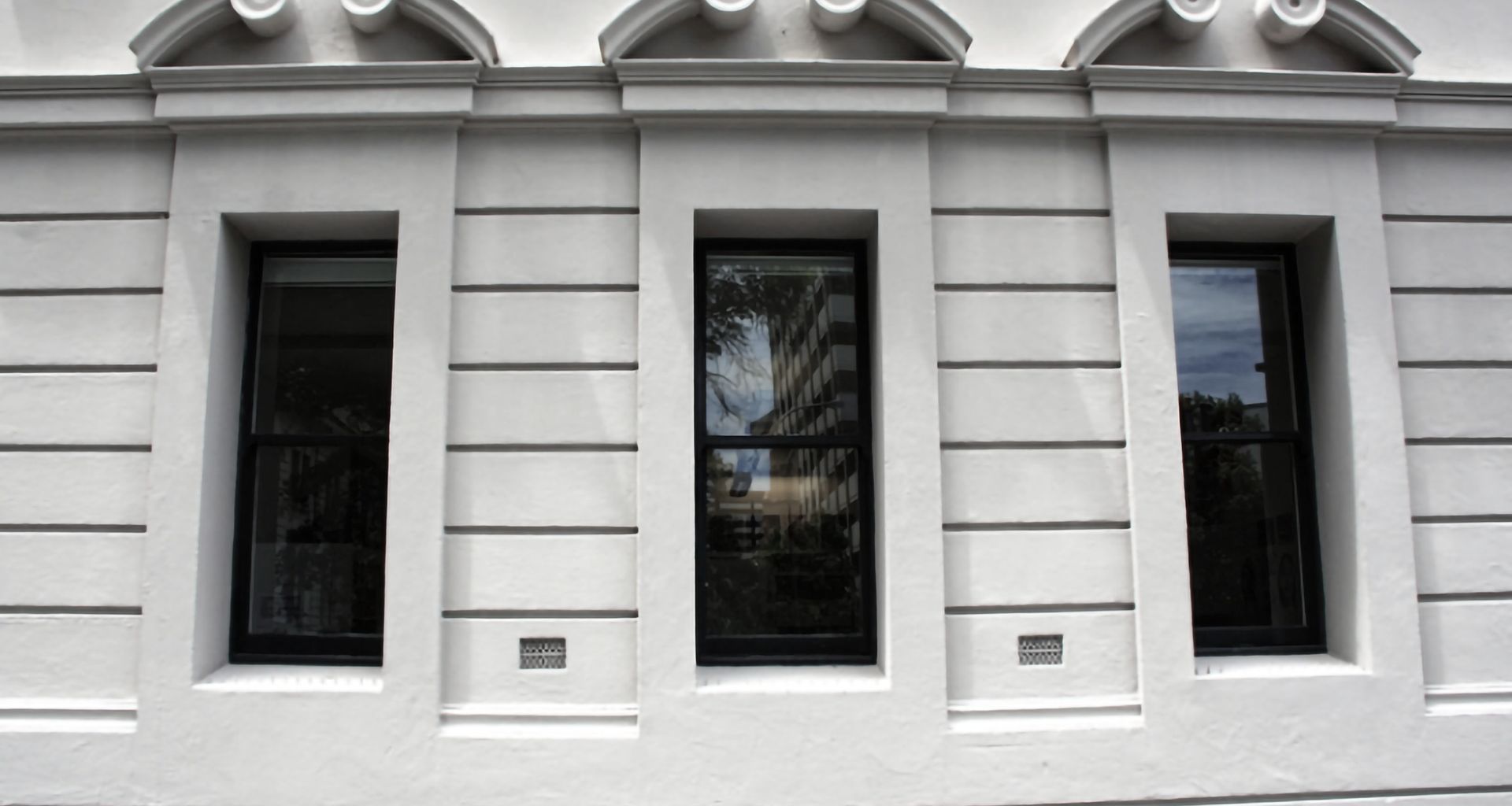 Auckland Art Gallery banner