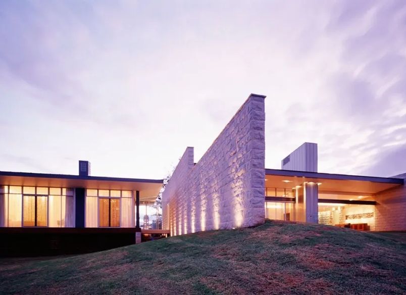 Jeandare Residence and Gallery