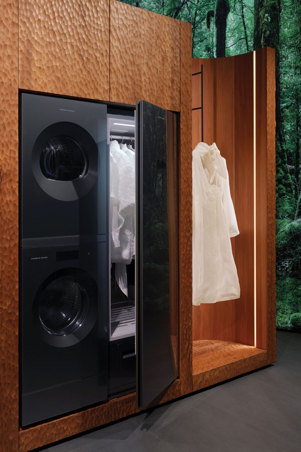 FPMEDIAMilan-Design-Week-2026EuroCucinaFabric-Care032x3-ap-compressed.jpg