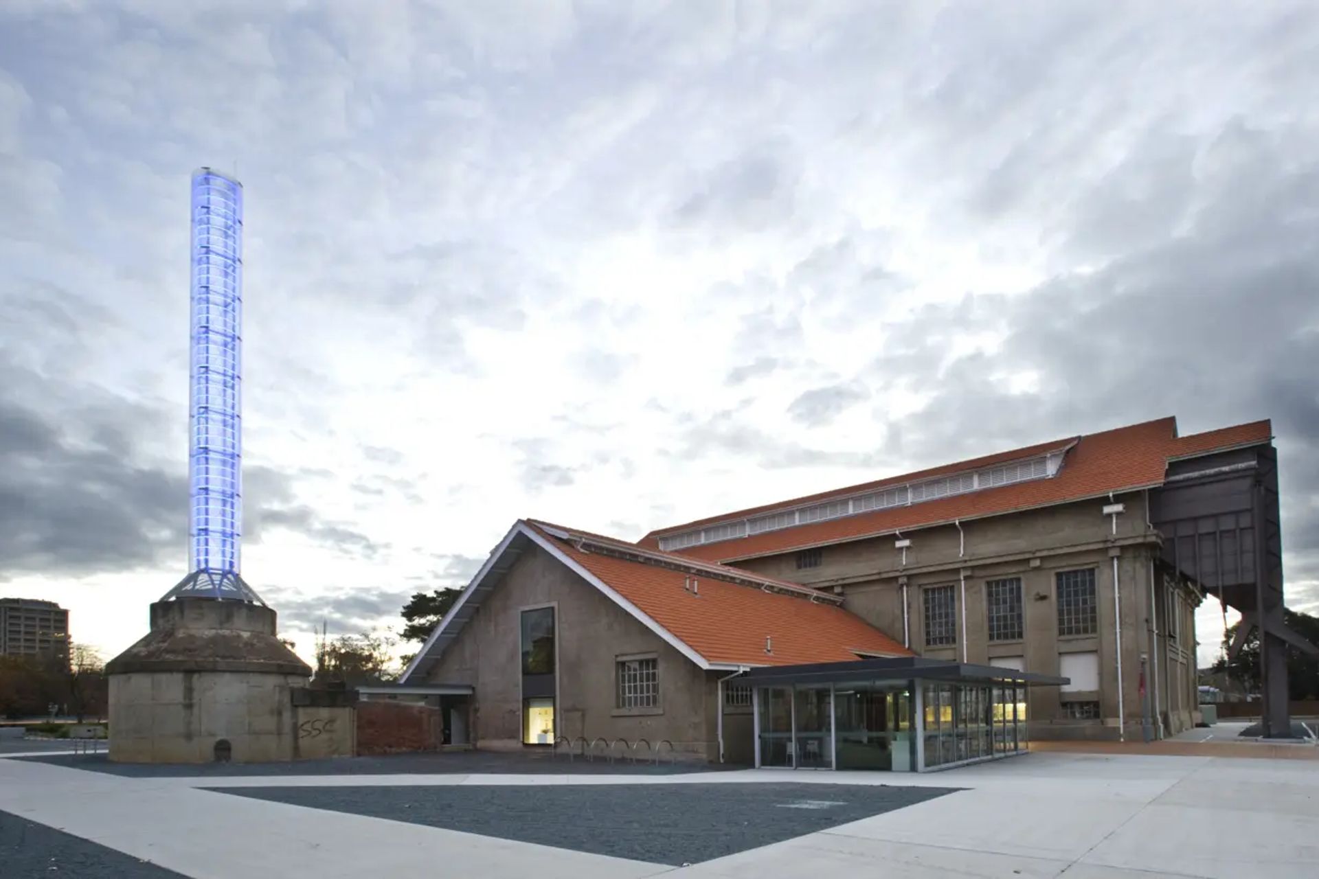 Photography: Steve Back