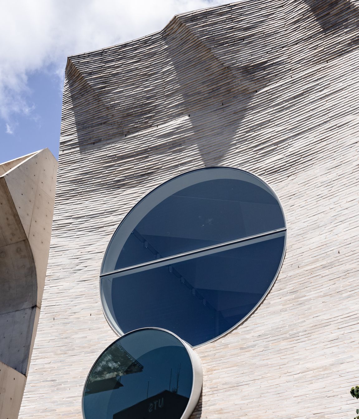 Pheonix Central Park by John Wardle Architects & Durbach Block Jaggers