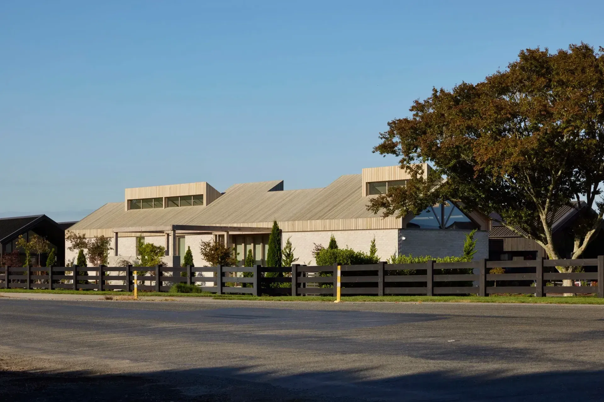 tamahereartscentrefirstlightstudioexterior3.webp