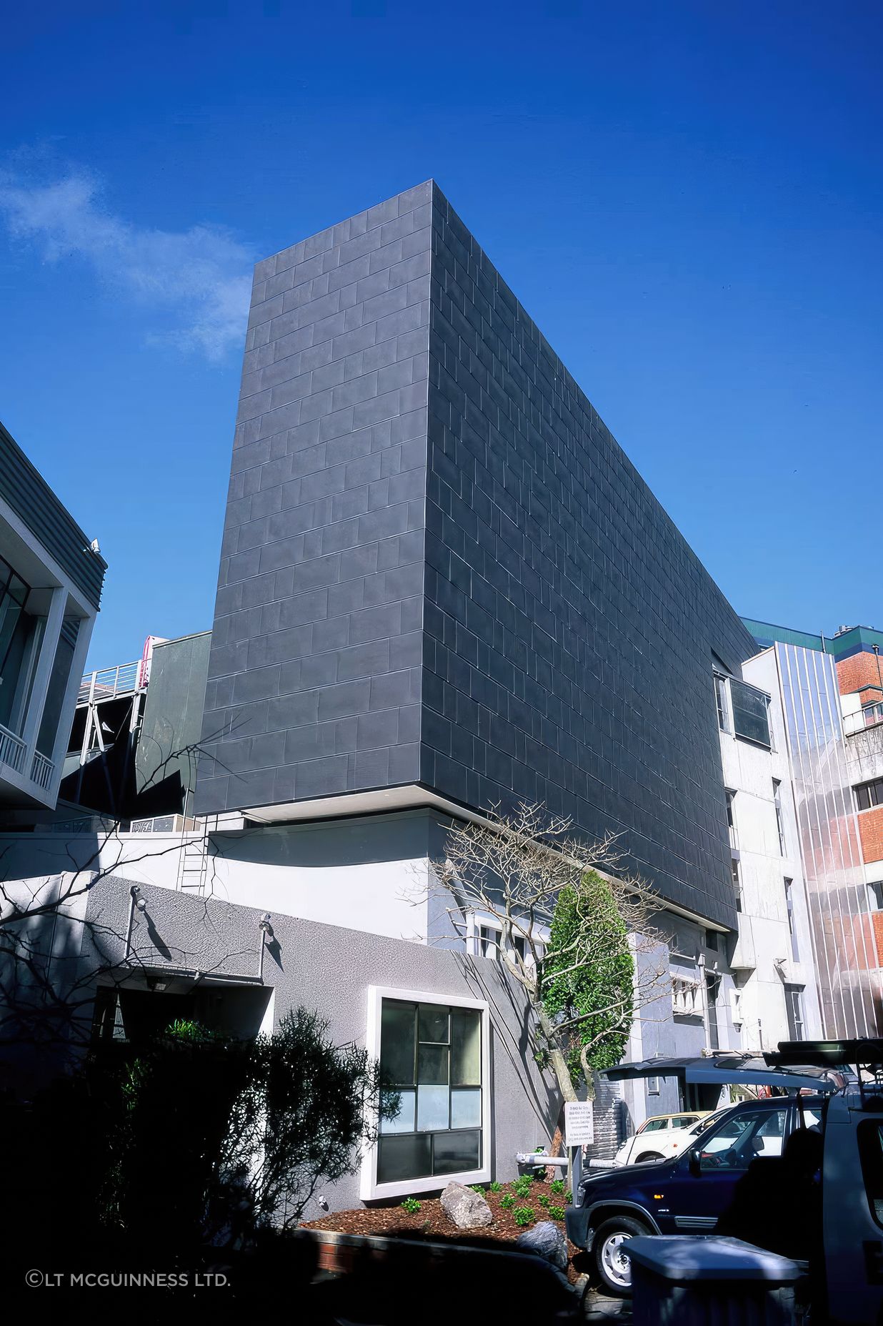upcomadamartgallery1-fix-standard-scale-200x.png