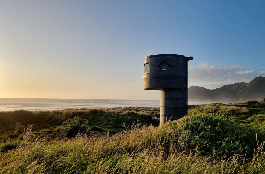 Piha Lifeguard Tower
