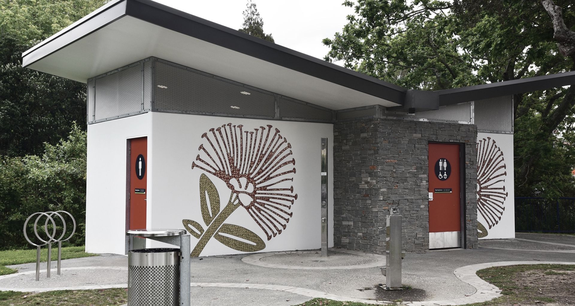 Mairangi Bay banner