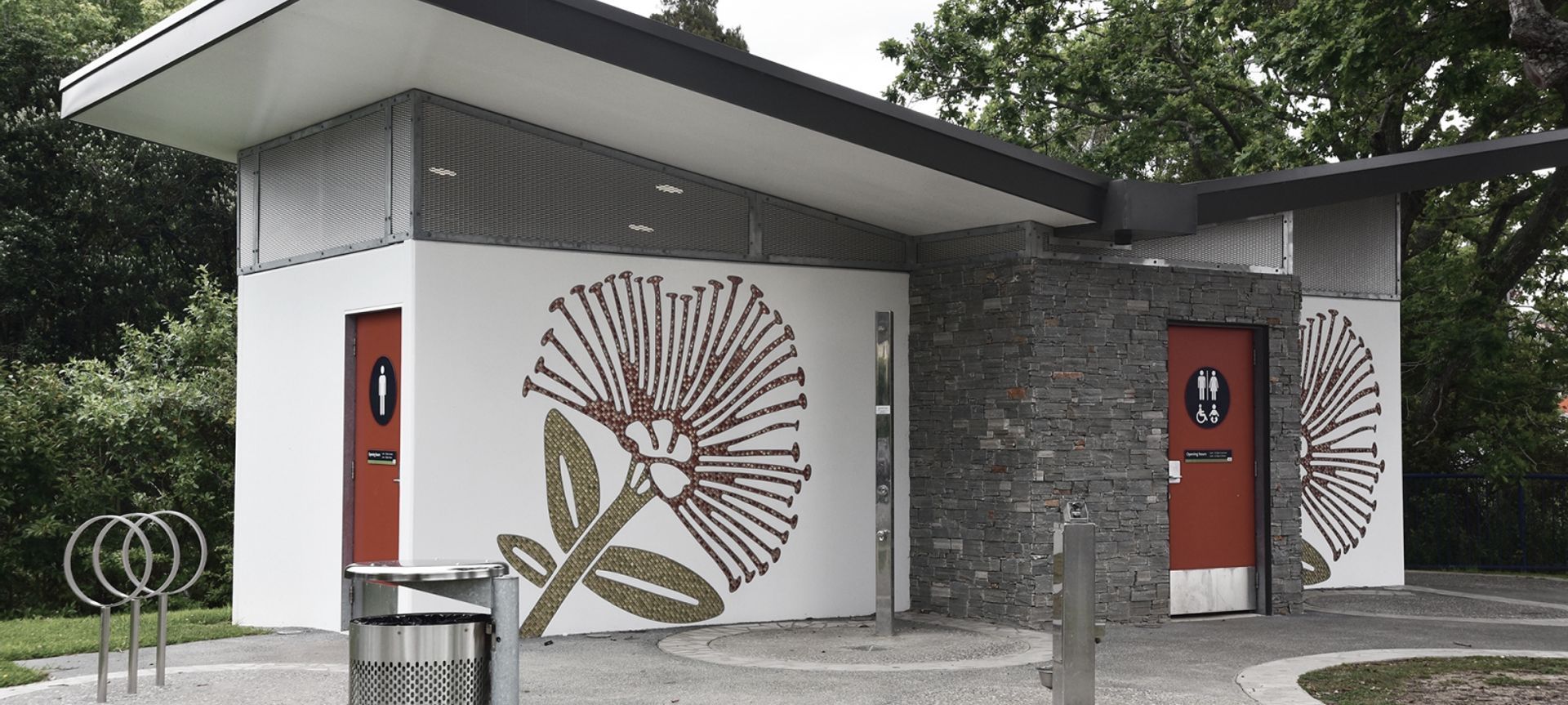 Mairangi Bay banner
