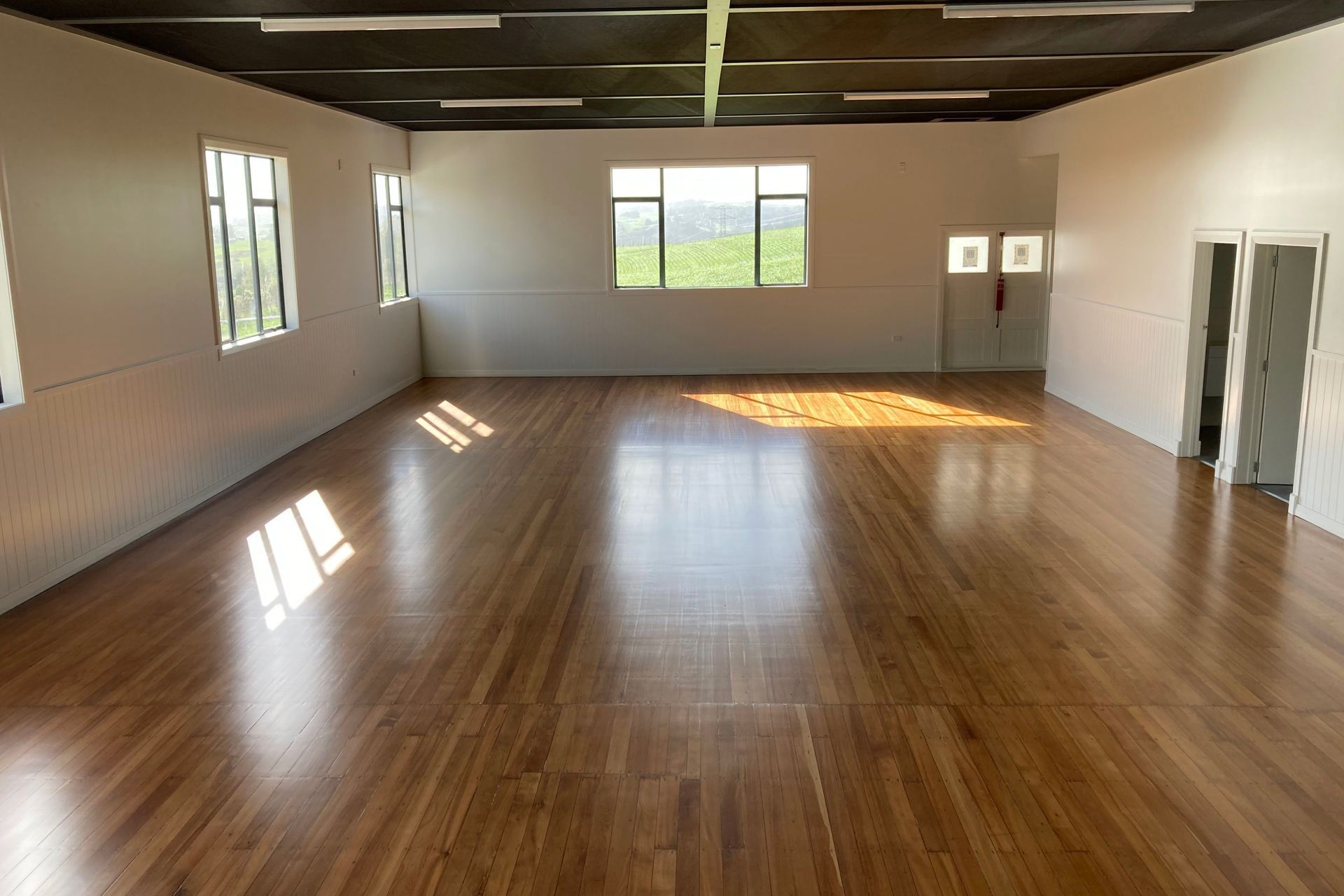 Horahora Memorial Hall