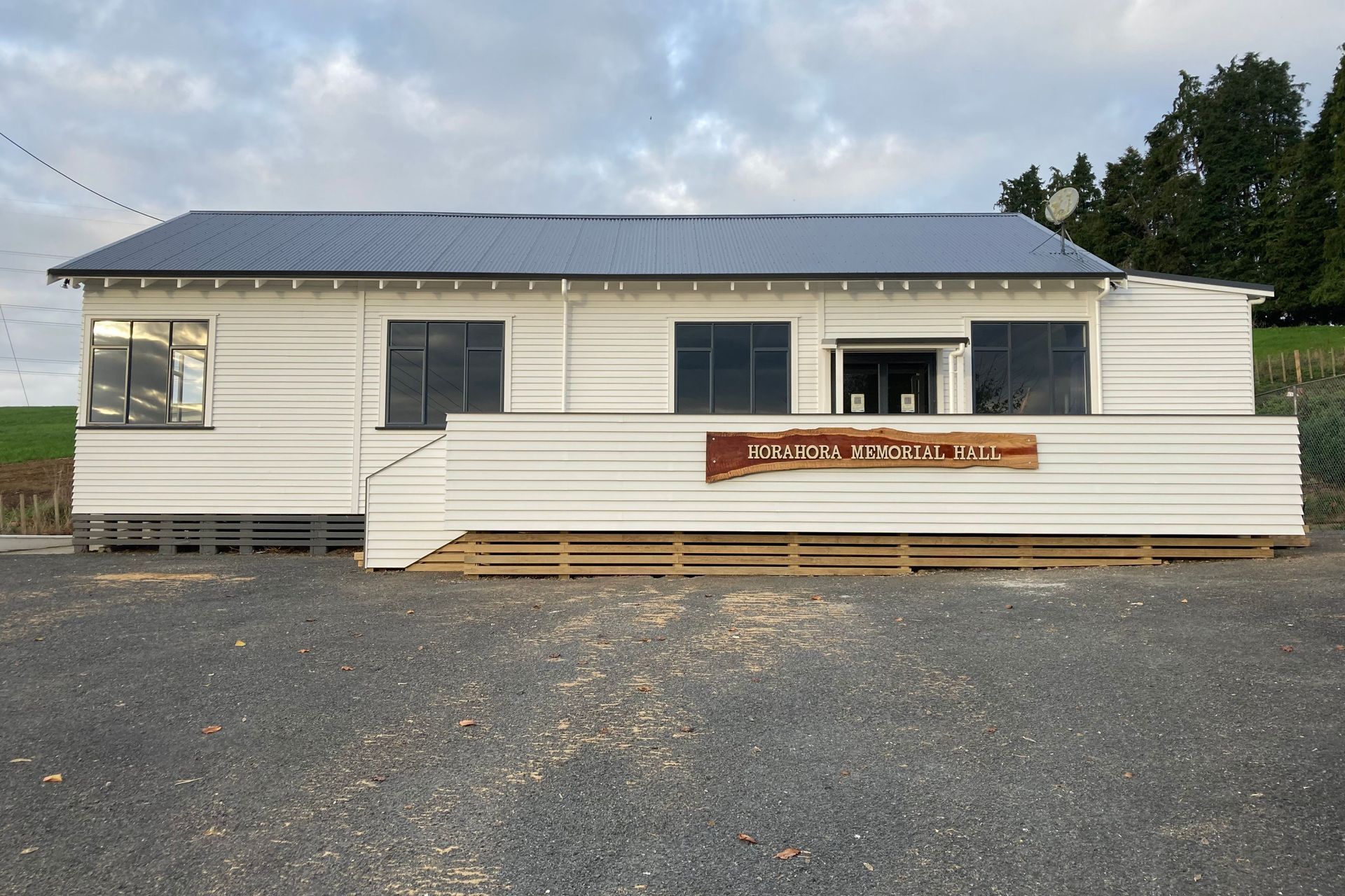 Horahora Memorial Hall