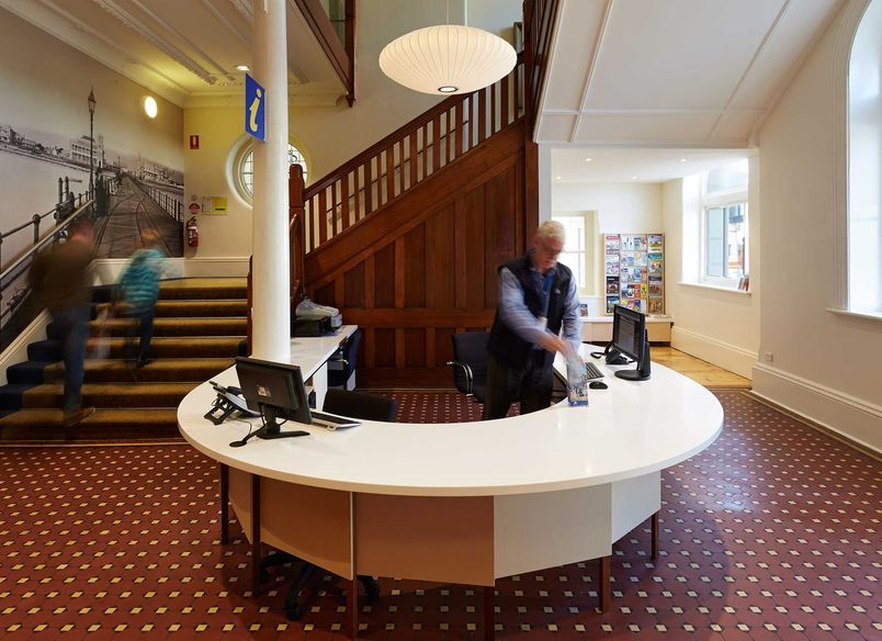 Glenelg Visitor Information Centre