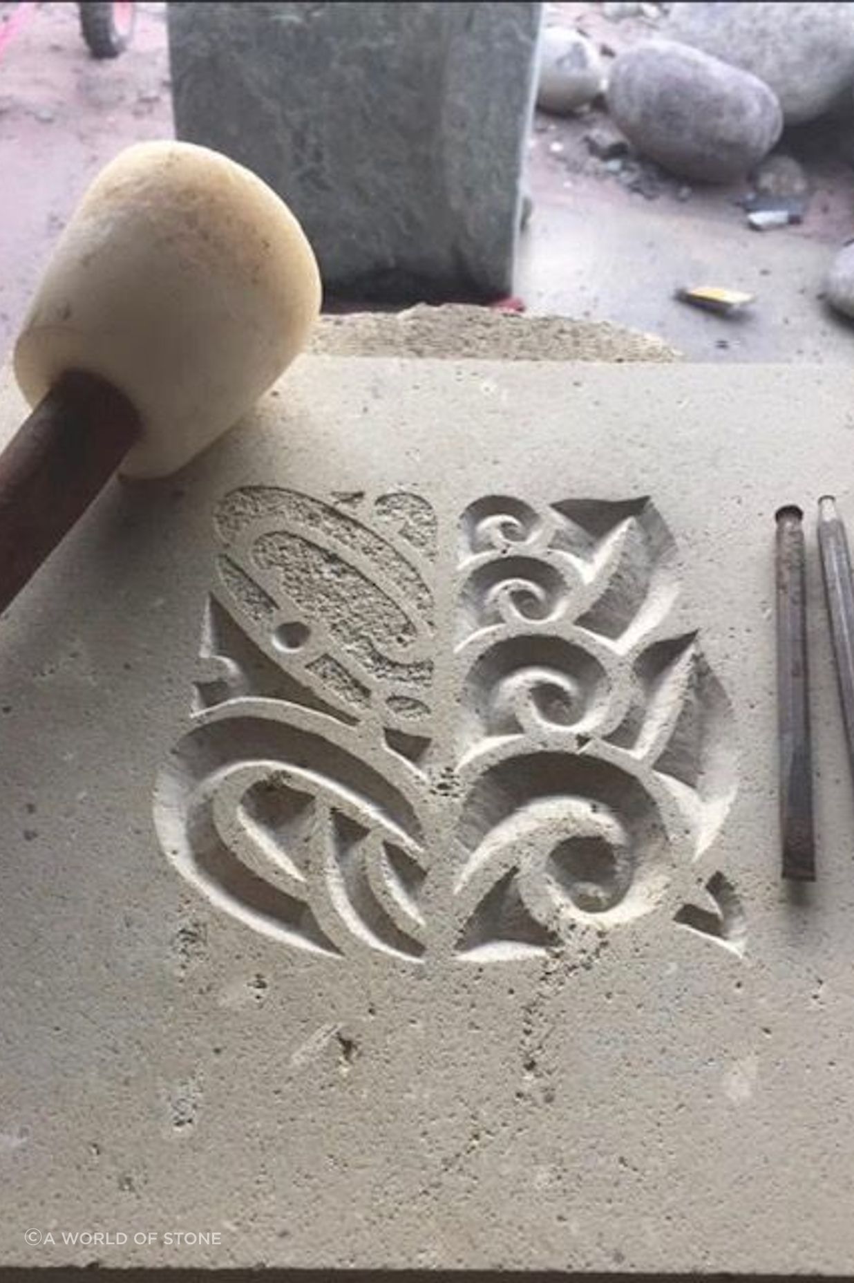 Maori carving in Hinuera stone by Paul Gautron
