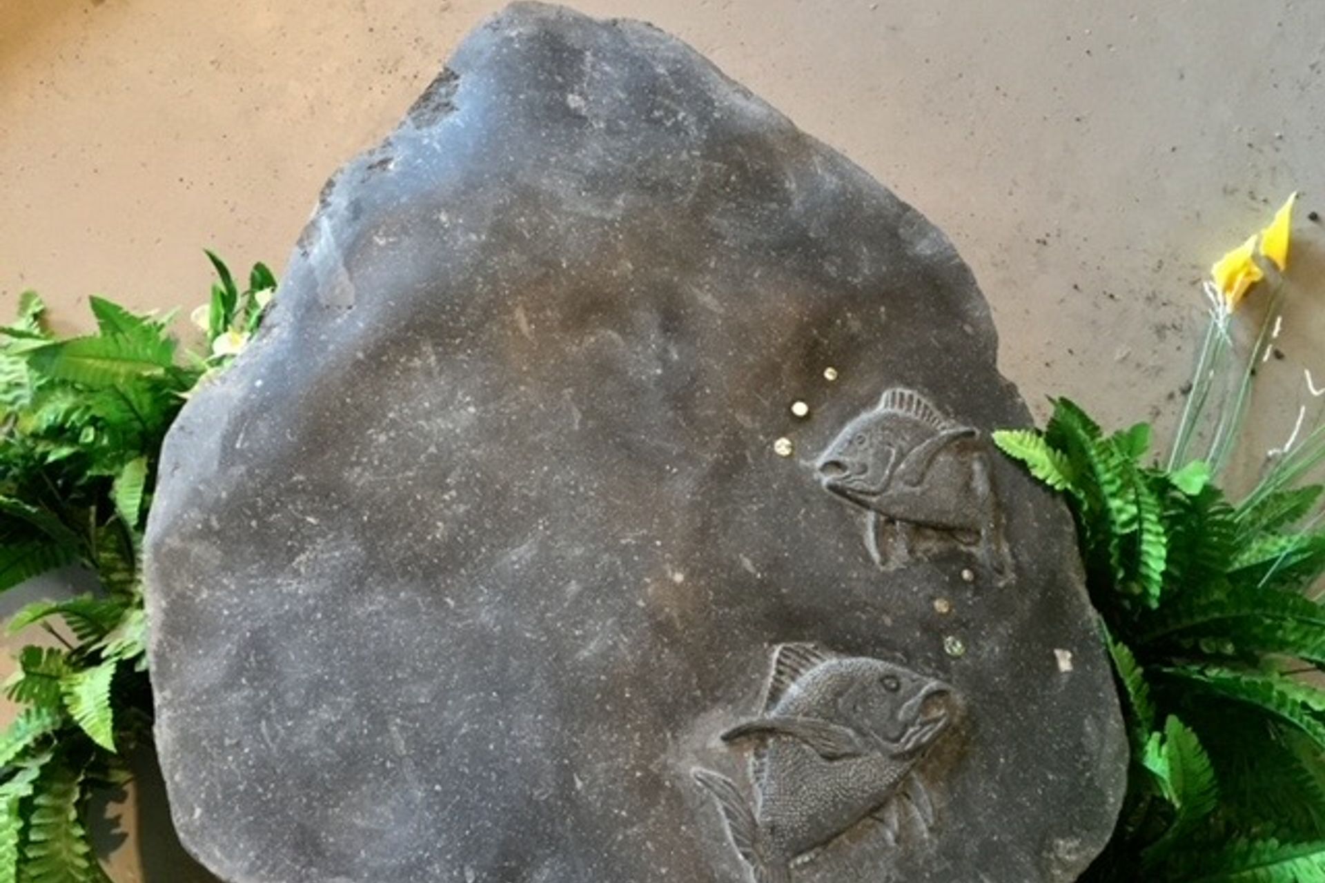 Carved snapper by Paul Gautron