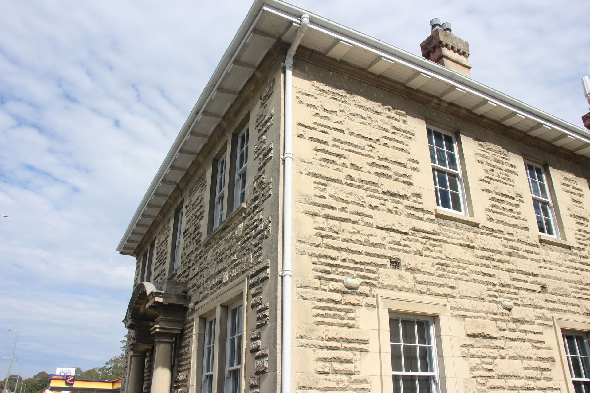 Oamaru-stone-split-limestone-stack-bond-limestone-police-station-1.JPG