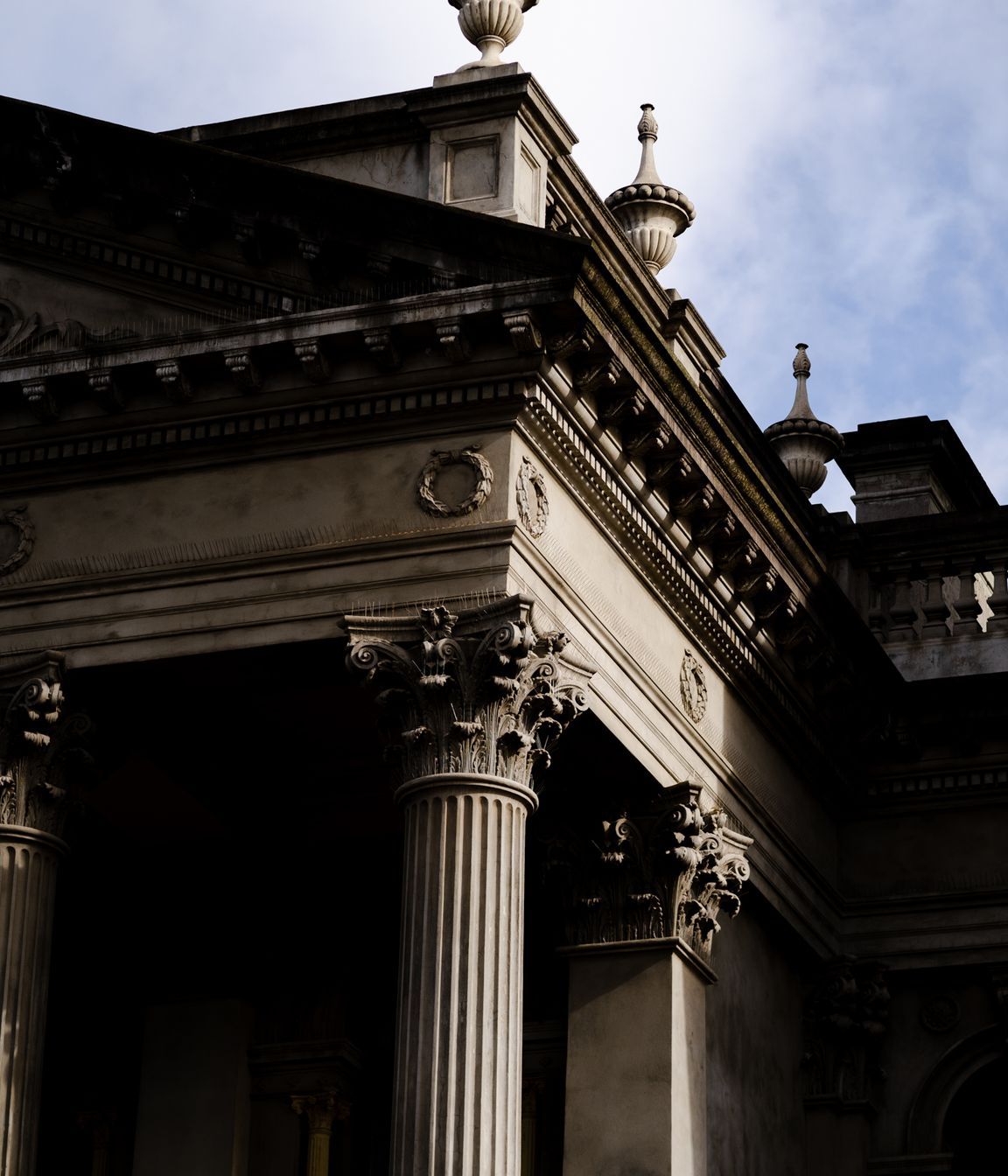 0006ColcheedasPhotographyJune-09-2023FitzroyTownHall-733037.jpg