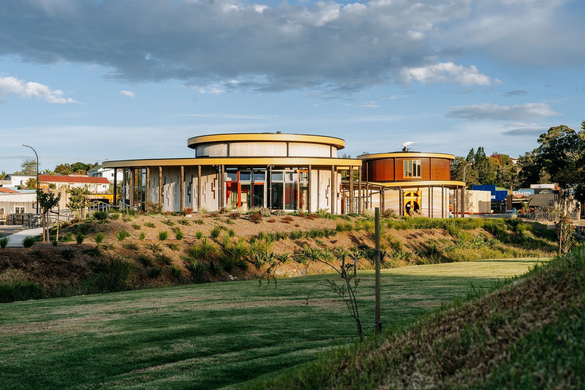 Te Hononga, Kawakawa