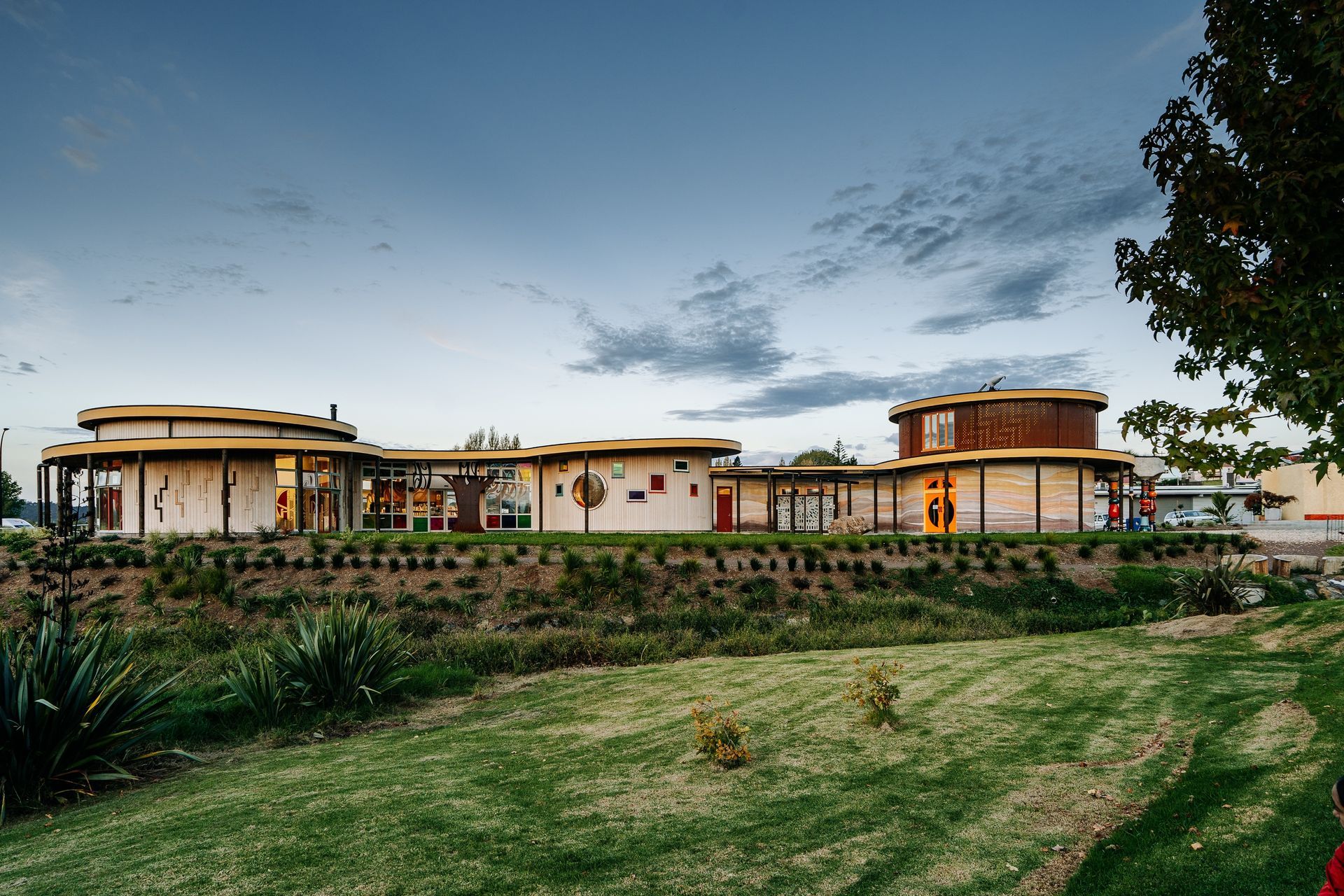Te Hononga, Kawakawa