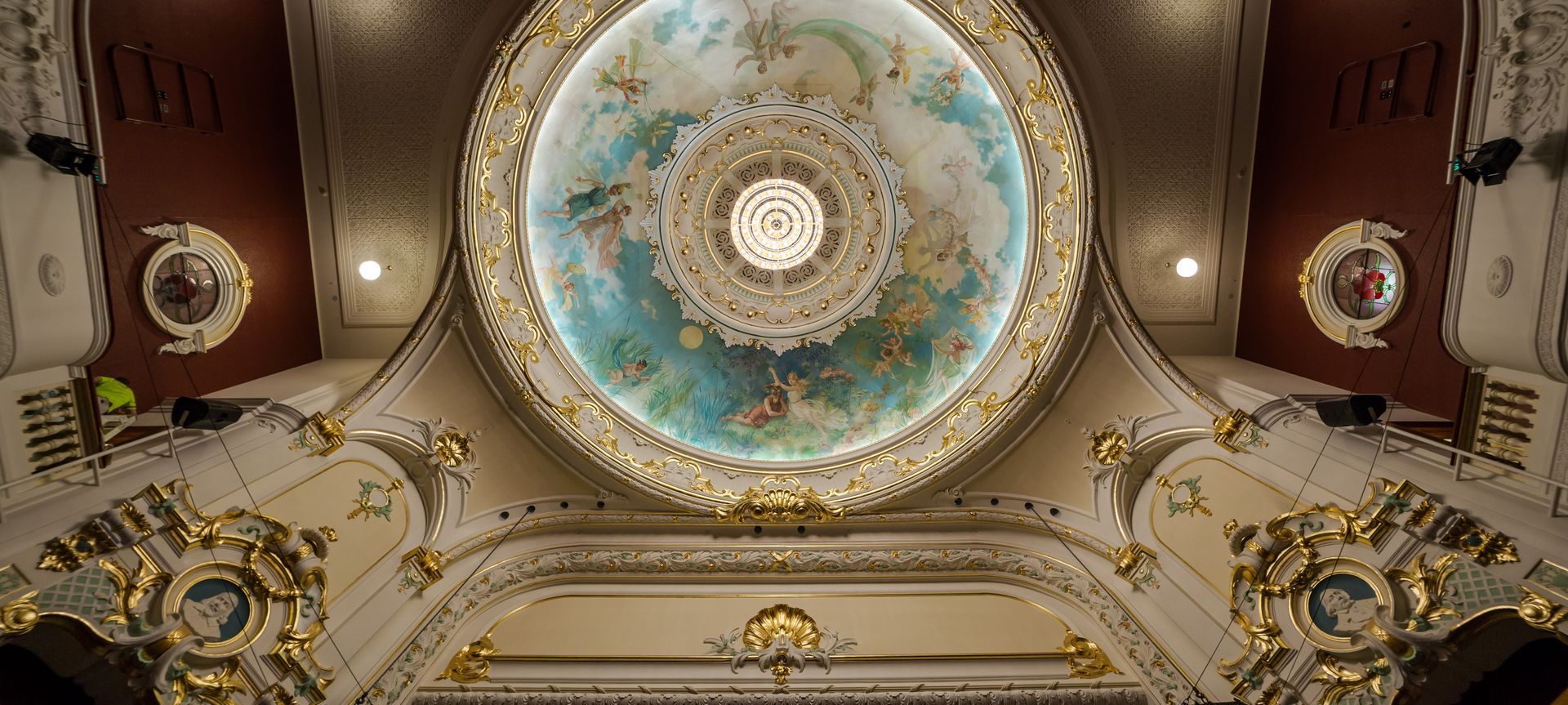 Isaac Theatre Royal Building banner